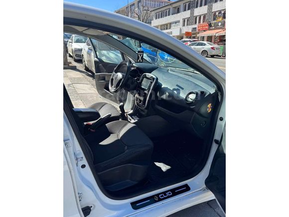 Sahibinden Tramersiz Renault Clio 2015