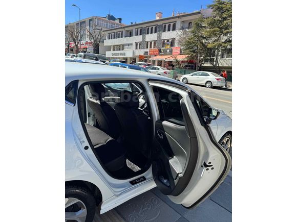 Sahibinden Tramersiz Renault Clio 2015