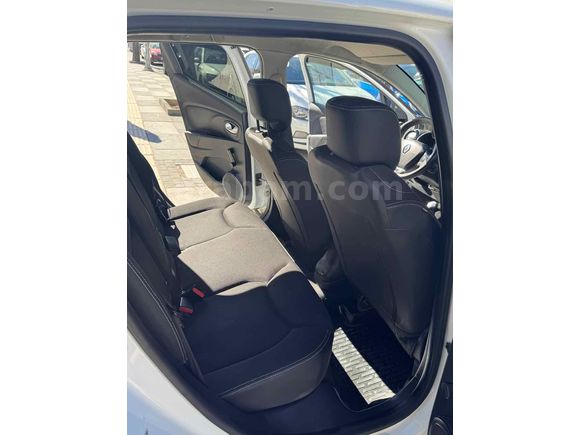 Sahibinden Tramersiz Renault Clio 2015