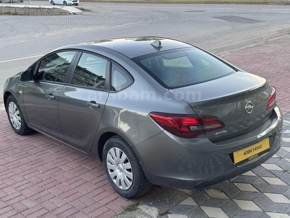 2018 Astra Hatasız Boyasız 70. Km