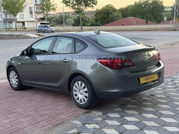 2018 Astra Hatasız Boyasız 70. Km