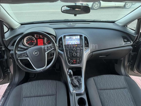 2018 Astra Hatasız Boyasız 70. Km