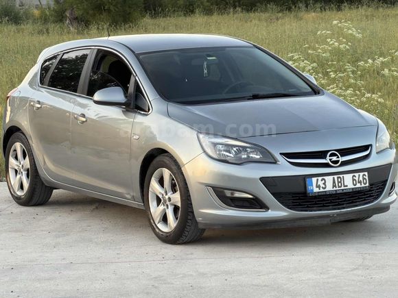 SAHİBİNDEN TEMİZ 2012 OPEL ASTRA BENZİN & LPG 157.000 KM