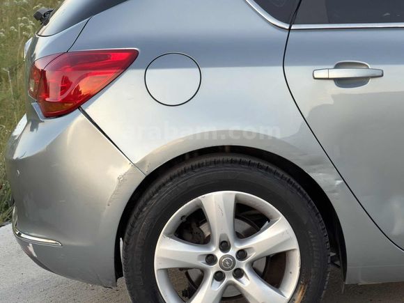 SAHİBİNDEN TEMİZ 2012 OPEL ASTRA BENZİN & LPG 157.000 KM