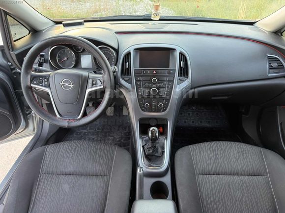 SAHİBİNDEN TEMİZ 2012 OPEL ASTRA BENZİN & LPG 157.000 KM