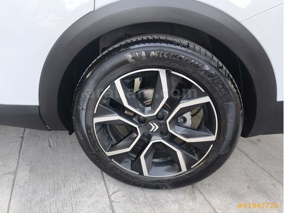 2024 MODEL 31000 KM DEĞİŞENSİZ BOYASIZ E-C4X