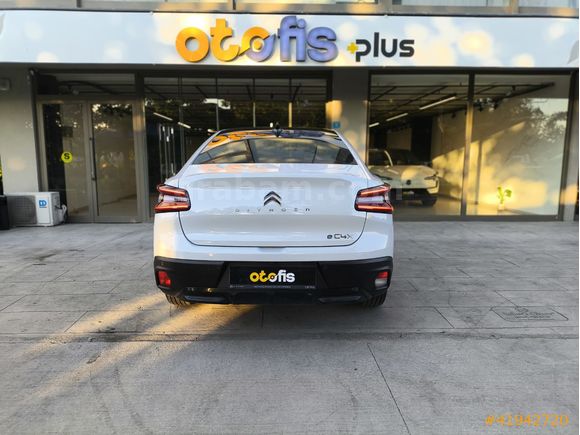 2024 MODEL 31000 KM DEĞİŞENSİZ BOYASIZ E-C4X