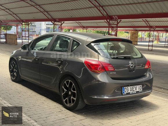 KEMER AUTO / 1.6 OPEL ASTRA / BENZİN& LPG