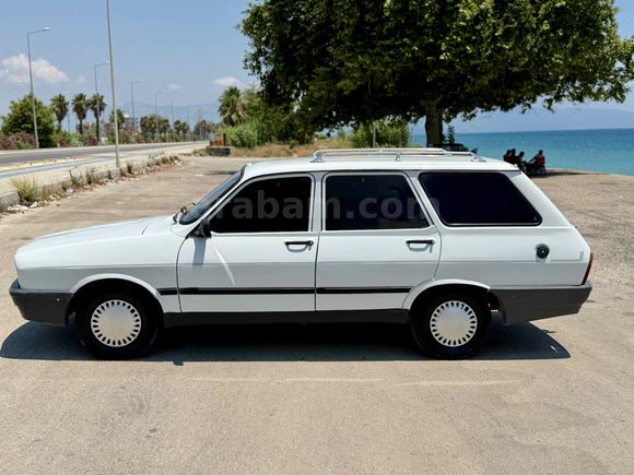 Galeriden Renault R 12 Toros 1990 Model Antalya