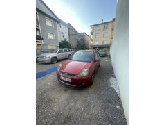 Sahibinden Ford Fiesta 1.4 Comfort 2006 Model  275.000 km Kırmızı