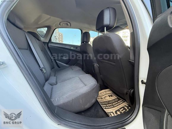 BNC GRUP AUTO OPEL ASTRA 1.6 EDİTİON 2013 MODEL