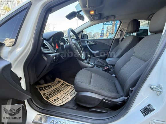 BNC GRUP AUTO OPEL ASTRA 1.6 EDİTİON 2013 MODEL