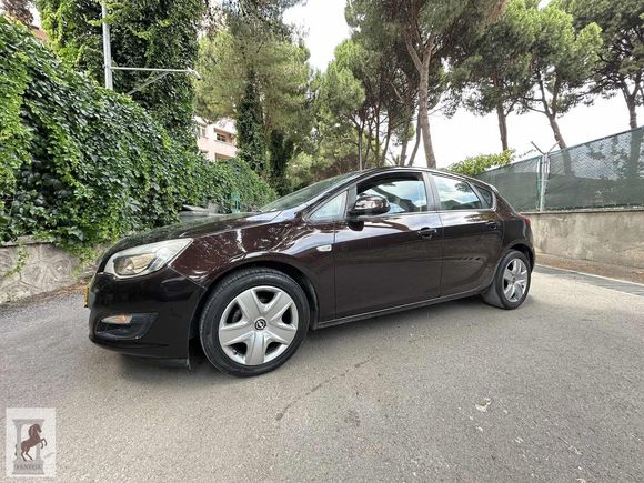 128.000km de | Bakımlı | Masrafsız Kazasız Astra j