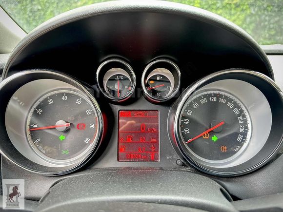 128.000km de | Bakımlı | Masrafsız Kazasız Astra j