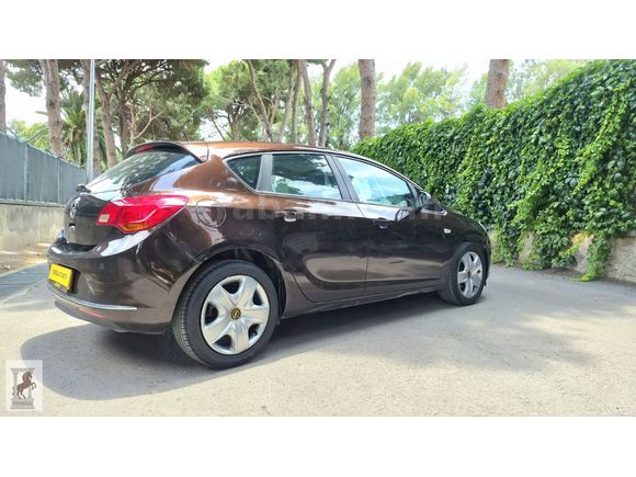 128.000km de | Bakımlı | Masrafsız Kazasız Astra j