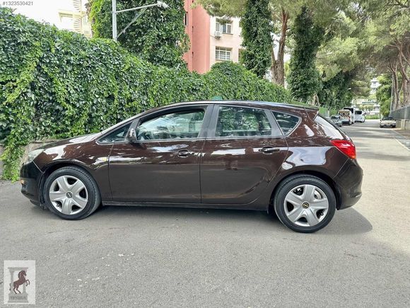 128.000km de | Bakımlı | Masrafsız Kazasız Astra j
