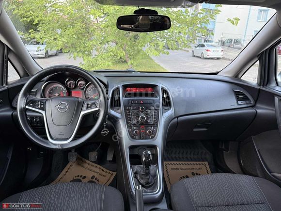 EMSALSİZ KM! 2015 OPEL ASTRA 1.6 SEDAN LPG | 118 BİN KM