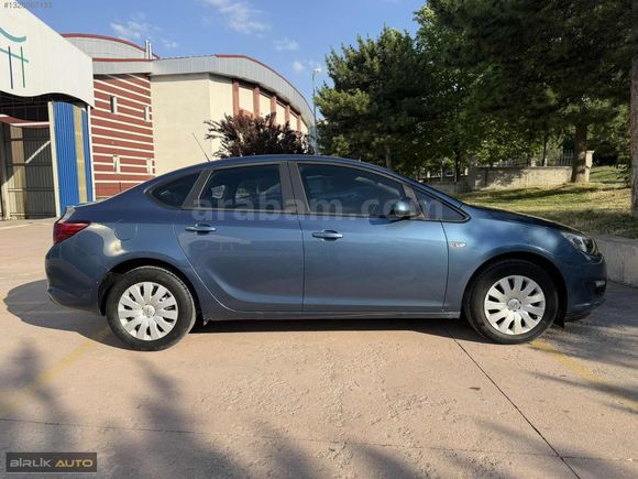 BİRLİK AUTO'DAN 2016 ASTRA 1.6 EDITION 88.000'DE BOYASIZ