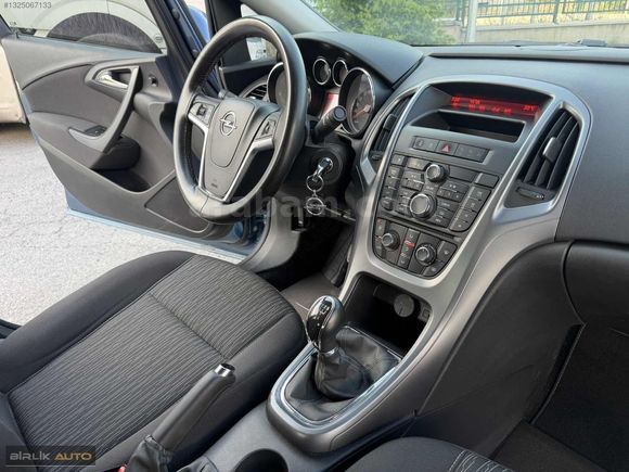 BİRLİK AUTO'DAN 2016 ASTRA 1.6 EDITION 88.000'DE BOYASIZ