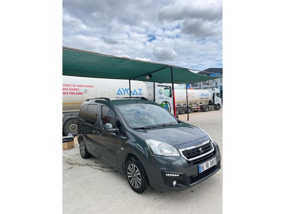 Sahibinden Peugeot Partner 1.6 HDI Active 2016 Model