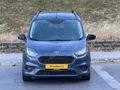 ÖZ ZAFER AUTO'DAN 2022 TİTANİUM PLUS 75.000 KM FORD COURİER