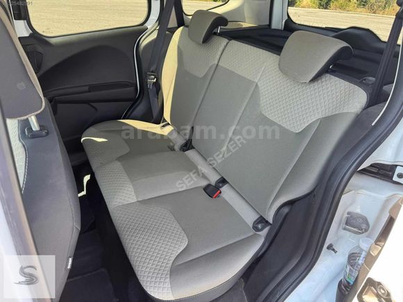 // 2020 // FORD // COURİER // TİTANYUM PLUS // 97.000KM // BEYAZ