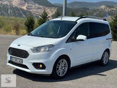 // 2020 // FORD // COURİER // TİTANYUM PLUS // 97.000KM // BEYAZ