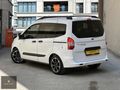 2022 COURRIER TİT.PLUS 76 BİN KM/%20 KDV/SERV B./MAKYAJLI KASA