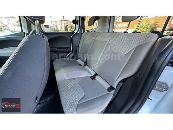2021 FORD COURIER 1.5 TDCI TİTANİUM PLUS EMSALSİZZZ TEMİZLİKTE