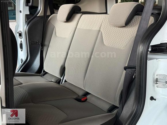1.5 TİTANYUM 6 İLERİ OTOMOBİL RUHSATLI