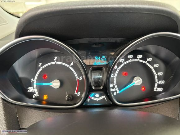 BOYASIZ 2023 MODEL COURİER 1.5TDCİ 100HP TİT.PLS KAMERA+STEPNE