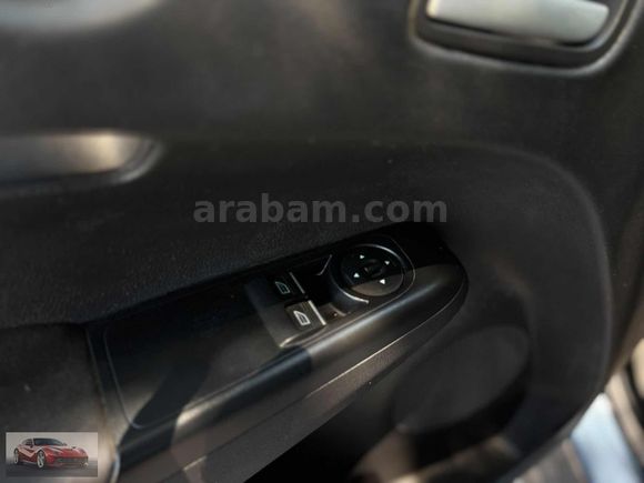 2023 MODEL TOURNEO COURİER 1.5 TDCI TİTANİUM PLUS