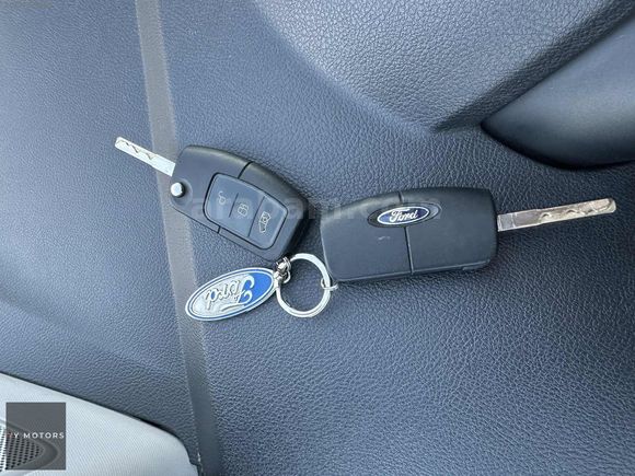 2023 FORD TOURNEO COURİER BOYASIZ HATASIZ TİTANİUM PLUS