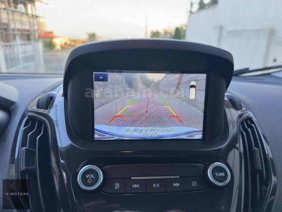 2023 FORD TOURNEO COURİER BOYASIZ HATASIZ TİTANİUM PLUS
