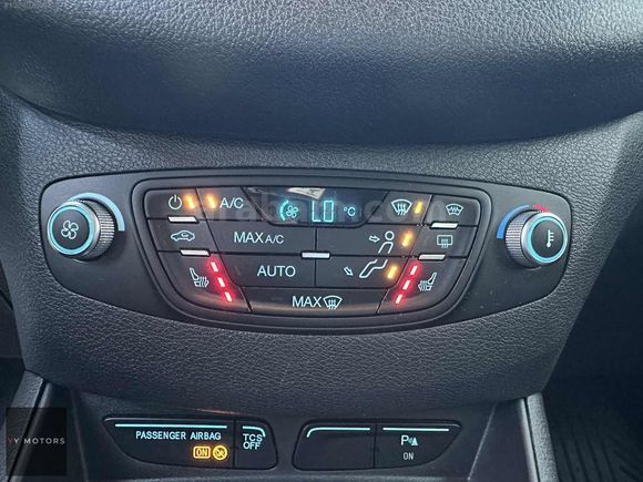 2023 FORD TOURNEO COURİER BOYASIZ HATASIZ TİTANİUM PLUS