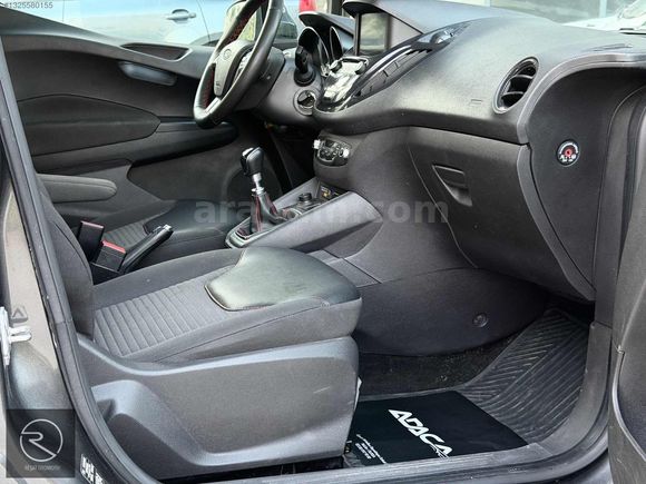 REŞAT - 2023 Model Ford Tourneo Courier Titanium Plus "HATASIZ"