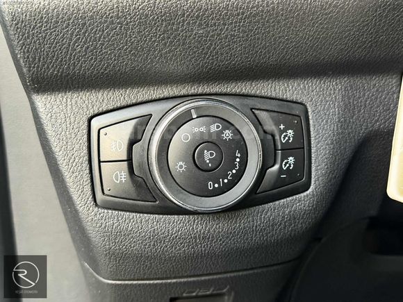 REŞAT - 2023 Model Ford Tourneo Courier Titanium Plus "HATASIZ"
