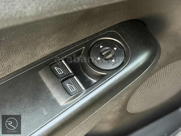 REŞAT - 2023 Model Ford Tourneo Courier Titanium Plus "HATASIZ"