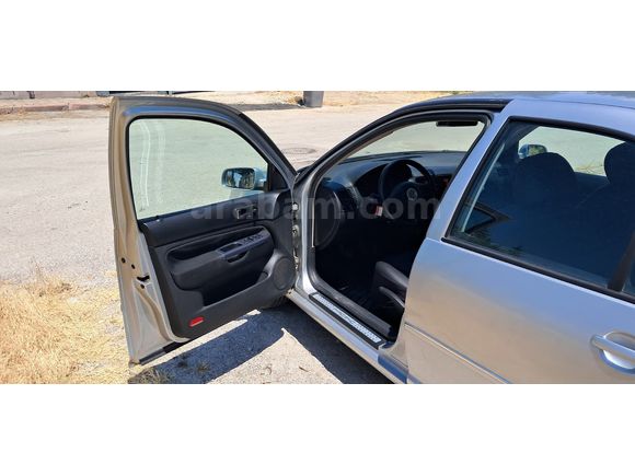 İlk sahibinden satılık 2003 model Volkswagen Bora Pacific