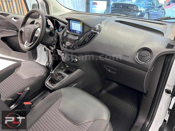 POLAT'TAN 2022 MODEL FORD COURİER TİTANİUM PLUS FUL+FULL SERİSİ