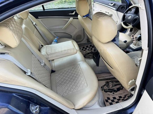 OCTAVIA ELEGANCE 212.ooo KM // ORJİNAL DEĞİŞENSİZ FULL PAKET