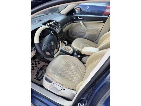 OCTAVIA ELEGANCE 212.ooo KM // ORJİNAL DEĞİŞENSİZ FULL PAKET