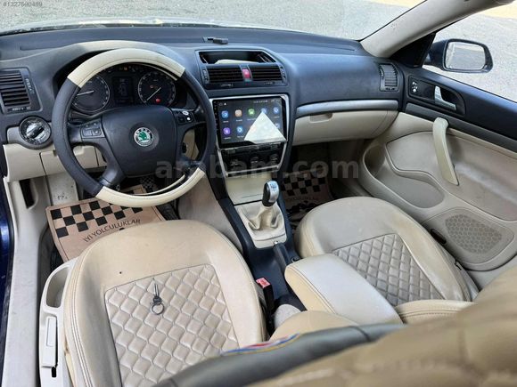 OCTAVIA ELEGANCE 212.ooo KM // ORJİNAL DEĞİŞENSİZ FULL PAKET