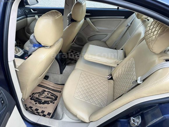 OCTAVIA ELEGANCE 212.ooo KM // ORJİNAL DEĞİŞENSİZ FULL PAKET