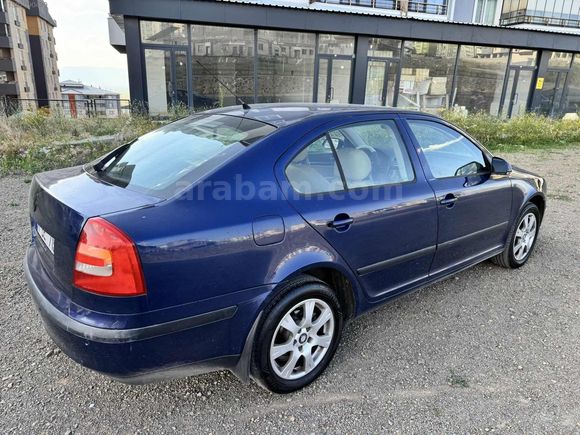 OCTAVIA ELEGANCE 212.ooo KM // ORJİNAL DEĞİŞENSİZ FULL PAKET