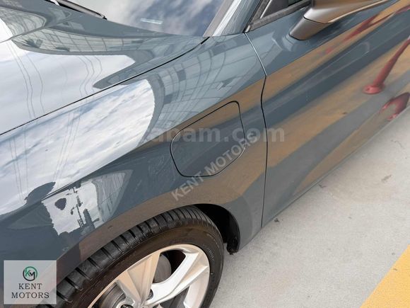 2025 SEAT LEON 1.5 eHybrid FR 10*BİN KM CAM TAVAN-İLK EL-204HP