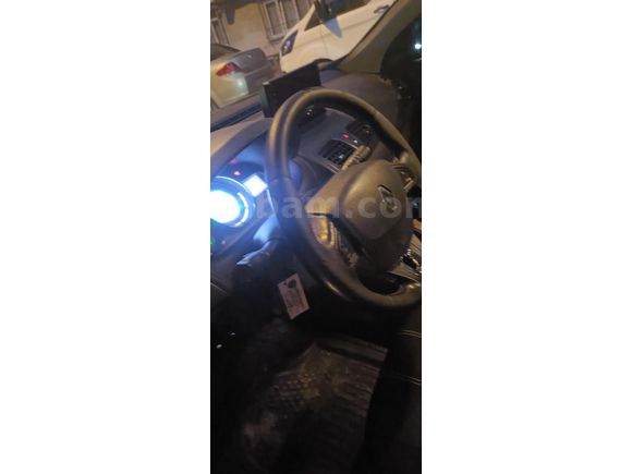 Sahibinden Renault Fluence 1.5 dCi Touch Plus 2013 Model