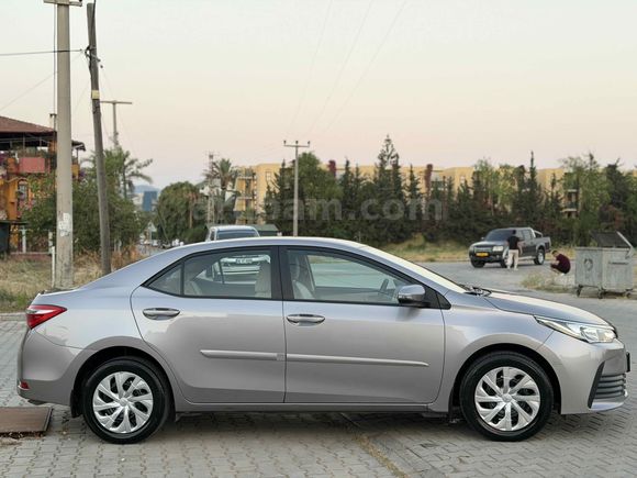 HATASIZ BOYASIZ 97 BİN KM 2017 SERVİS BAKIMLI İLK ELDEN COROLLA