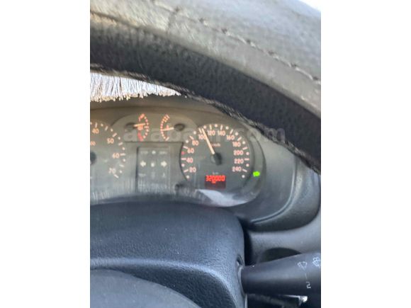 Sahibinden Renault Clio 1.6 RXT 2000 Model 