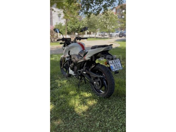 TVS APACHE RTR200